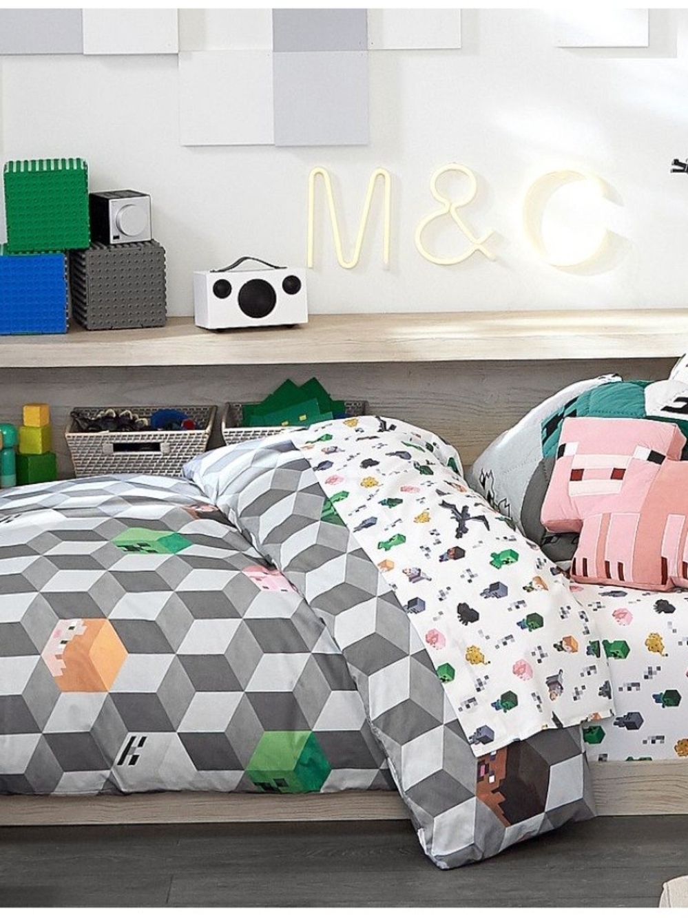 Potterybarrn Kids Minecraft  Duvet Cover And Sheet Set.  Twin